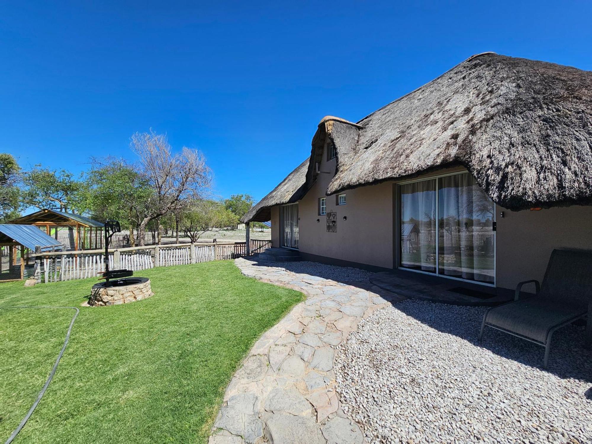Tamboti Farm Accommodation Tsumeb Exteriör bild